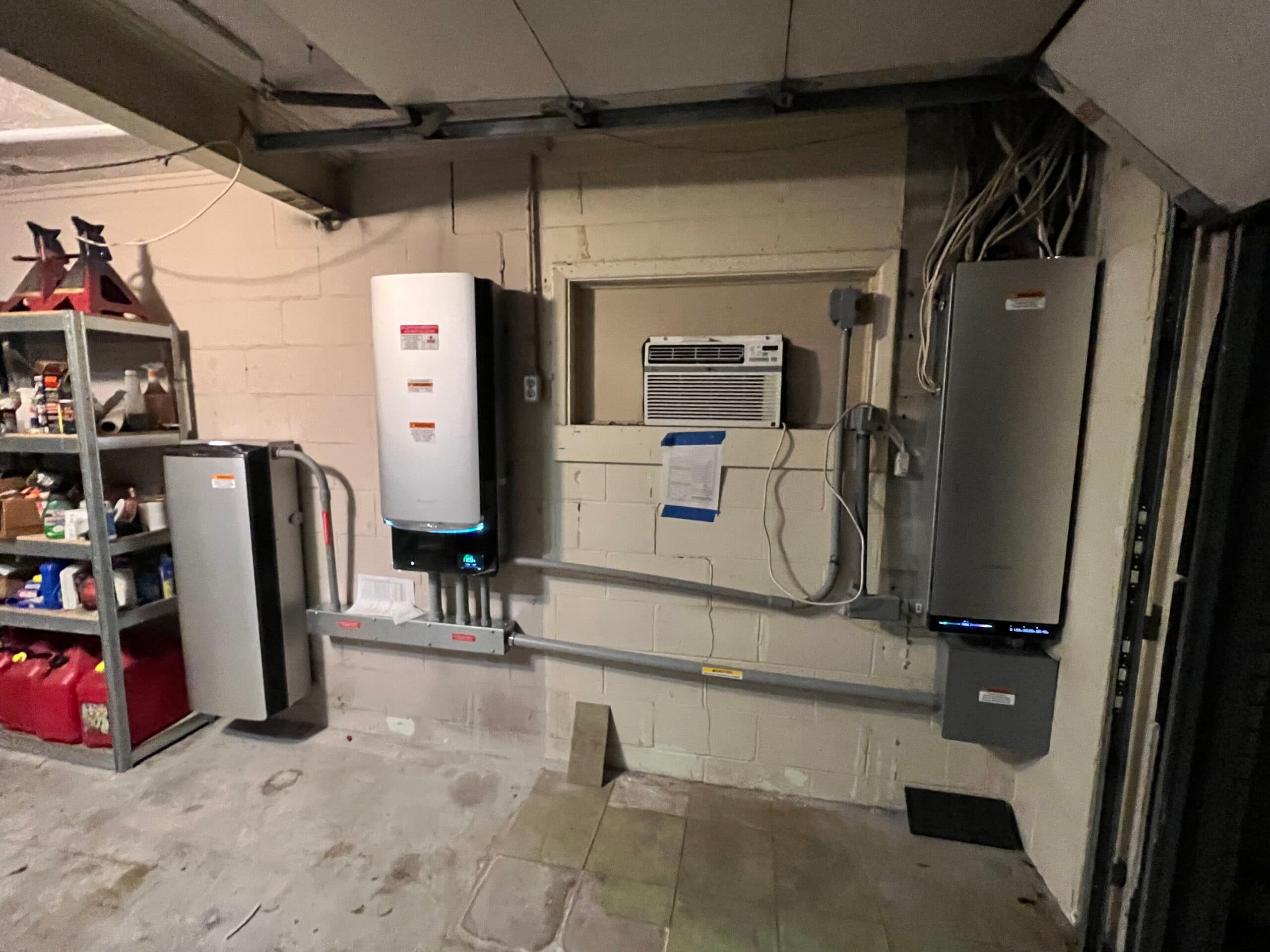 EcoFlow Ocean Pro with 9.25kw Solar System — photo 1 of 4